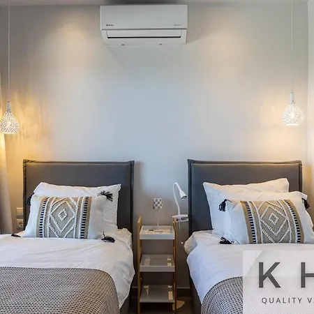 Villa Peristeri In Lourdata Village! Lourdata (Kefalonia)