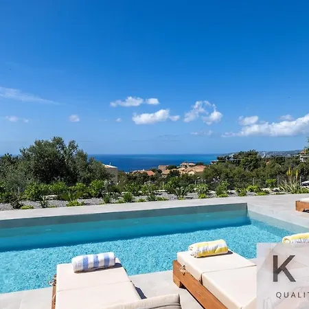 Peristeri In Lourdata Village! * Lourdata (Kefalonia)