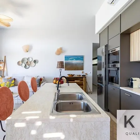 Peristeri In Lourdata Village! Lourdata (Kefalonia)